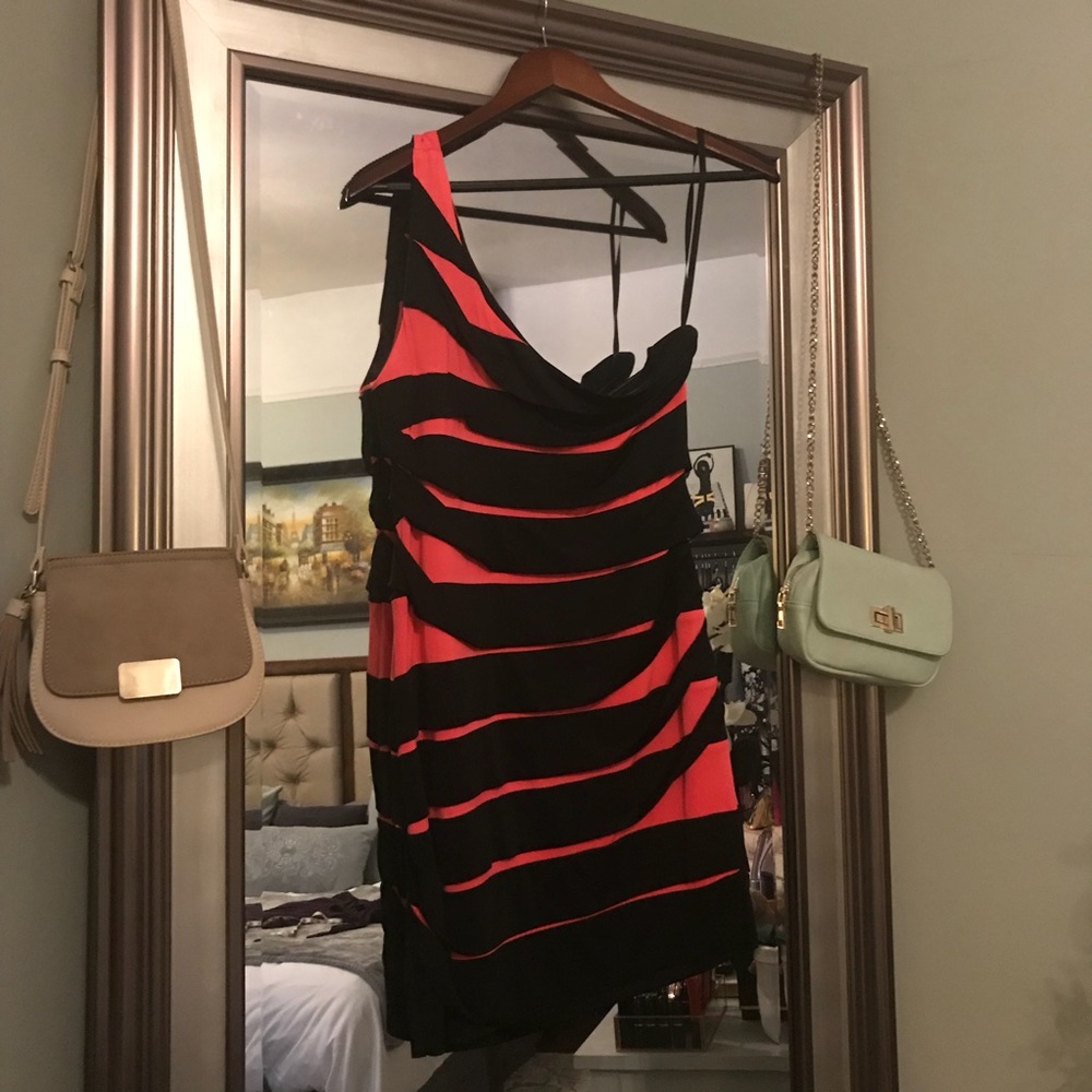 City Triangle Party Bodycon Mini Dress